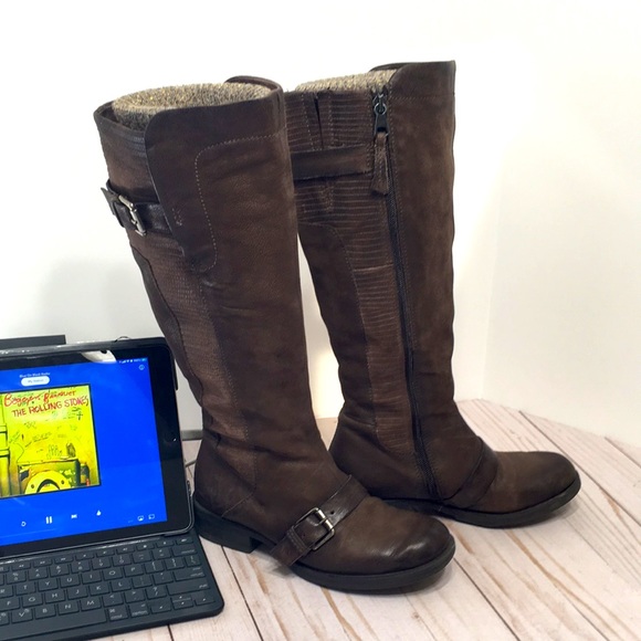 Brown leather boot - Picture 6 of 14